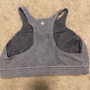 Lululemon sports bra